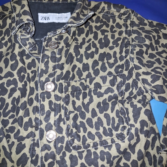 Zara Kids Leopard Print Set with Black Jeans - Picture 4 of 9